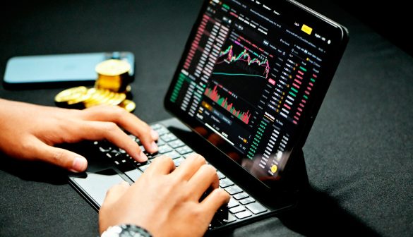 Shares and Cryptocurrencies Income
